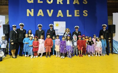 ¡Acto Cívico Junior e Infant en Honor a Las Glorias Navales!