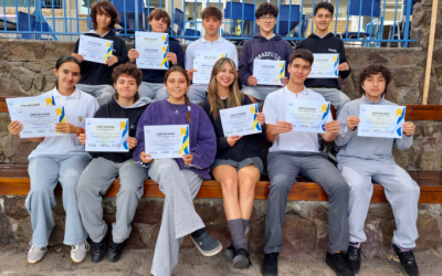 ¡Felicidades por sus logros académicos!