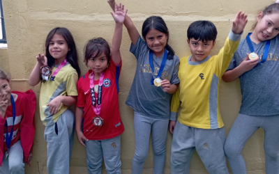 Celebramos a Nuestros Estudiantes Destacados en Deportes